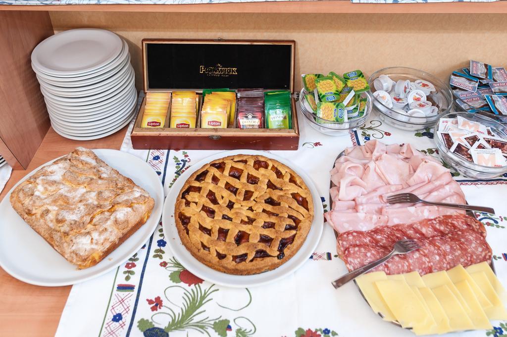Regina Hotel E Ristorante プンタ・マリーナ エクステリア 写真